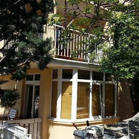 2br Hedvig Apartman *