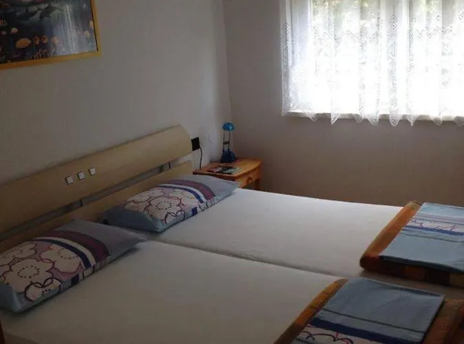 2br Hedvig Lejlighed Jadranovo