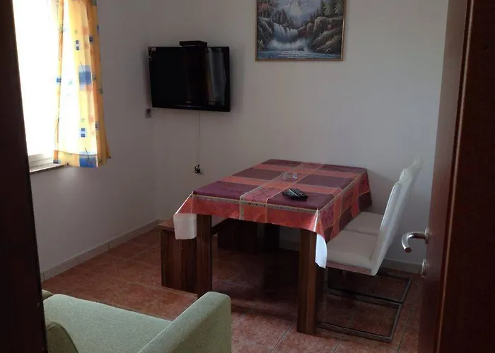 2br Hedvig Jadranovo