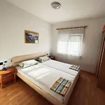 2br Hedvig Jadranovo
